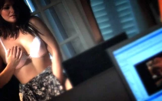 The voyeur lady
